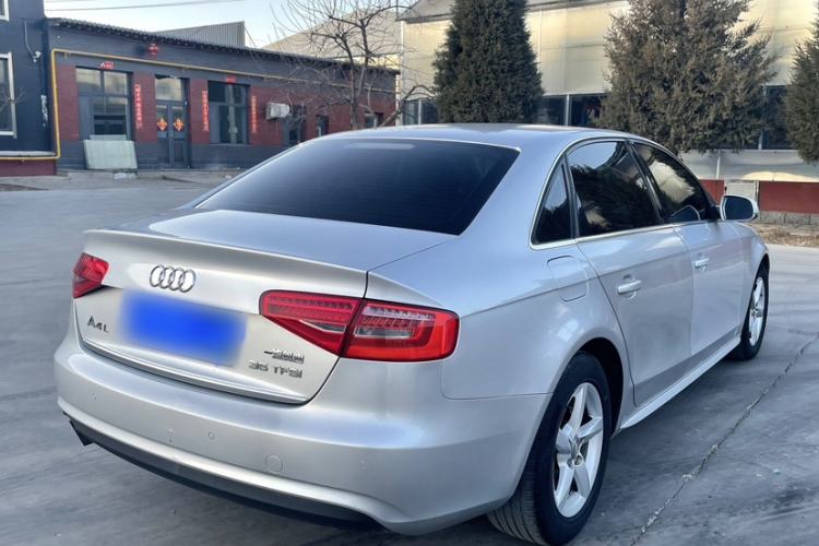 Used Audi A4L 2013 35 TFSI Automatic Standard Model Exterior 1