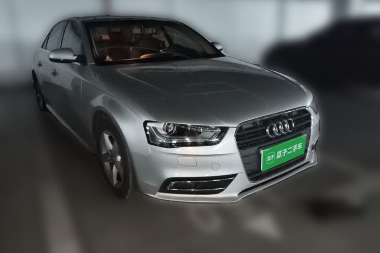 Used Audi A4L 2013 35 TFSI Automatic Standard Model Exterior 2