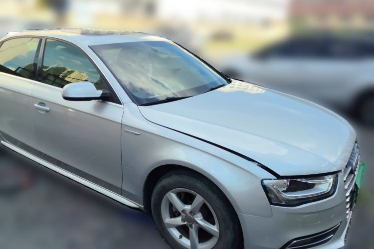 Used Audi A4L 2013 35 TFSI Automatic Standard Model Front Right 45 Deg