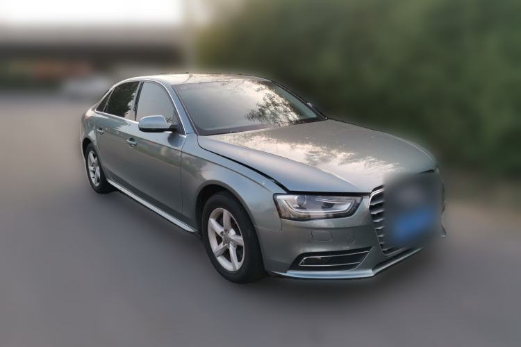 Used Audi A4L 2013 35 TFSI Automatic Comfort Model Front Right 45 Deg