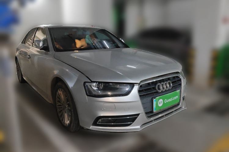Used Audi A4L 2013 35 TFSI Automatic Technology Edition Front Right 45 Deg