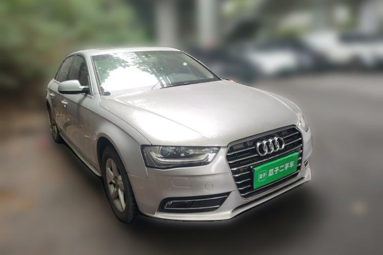 Used Audi A4L 2013 35 TFSI Automatic Comfort Model Front Right 45 Deg