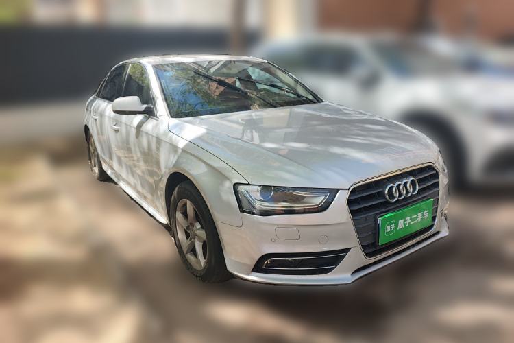 Used Audi A4L 2013 35 TFSI Automatic Comfort Model Front Right 45 Deg