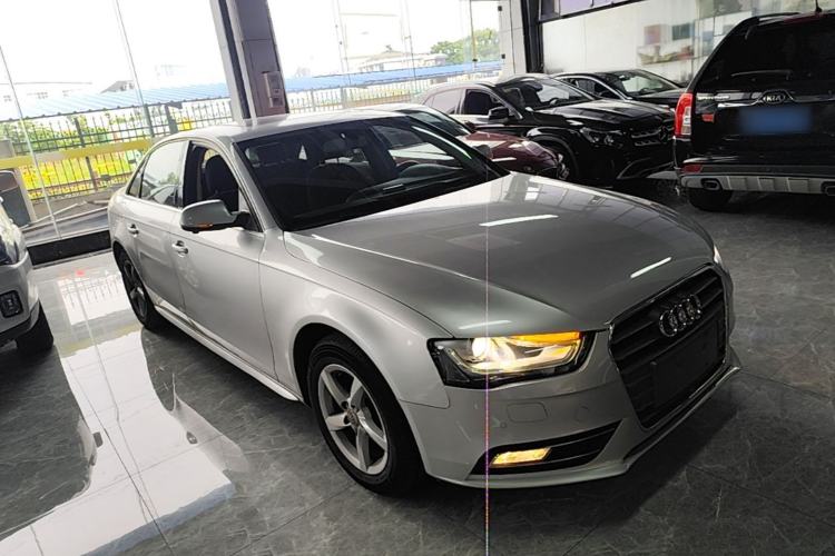 Used Audi A4L 2013 35 TFSI Automatic Standard Model Front Right 45 Deg