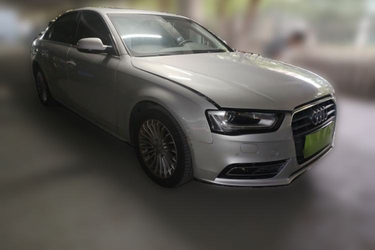 Used Audi A4L 2013 35 TFSI Automatic Technology Edition Front Right 45 Deg