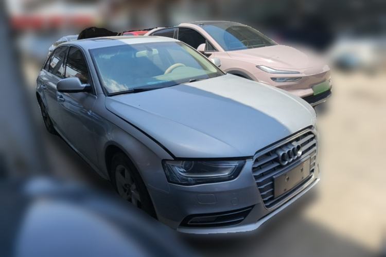 Used Audi A4L 2013 35 TFSI Automatic Standard Model Front Right 45 Deg