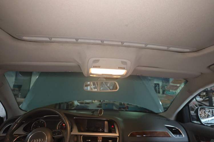 Used Audi A4L 2013 35 TFSI Automatic Comfort Model Headliner