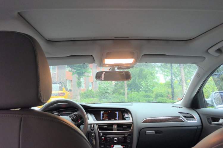 Used Audi A4L 2013 35 TFSI Automatic Standard Model Headliner
