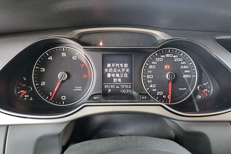 Used Audi A4L 2013 35 TFSI Automatic Comfort Model Instrument Cluster