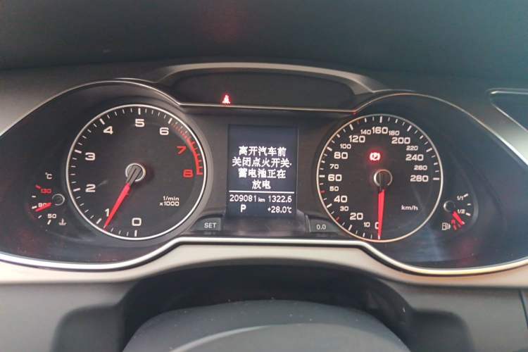 Used Audi A4L 2013 35 TFSI Automatic Standard Model Instrument Cluster