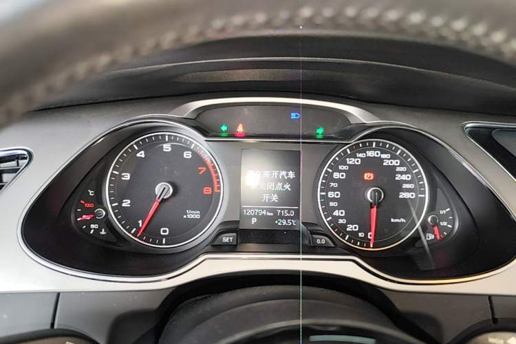 Used Audi A4L 2013 35 TFSI Automatic Standard Model Instrument Cluster