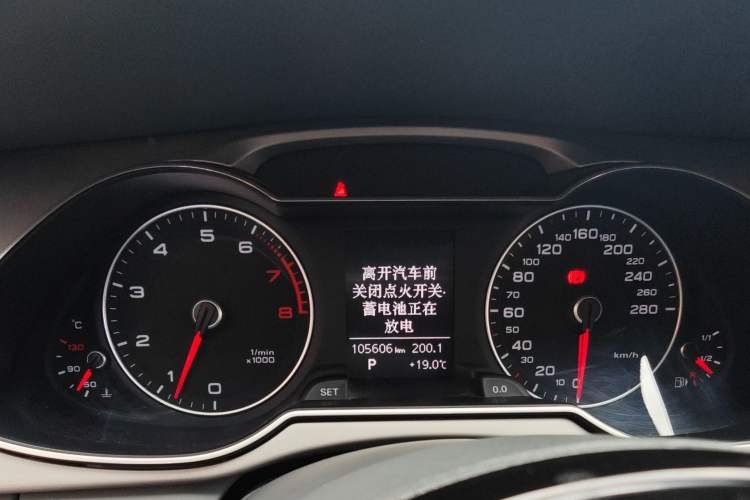 Used Audi A4L 2013 35 TFSI Automatic Standard Model Instrument Cluster