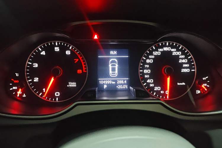 Used Audi A4L 2013 35 TFSI Automatic Standard Model Instrument Cluster