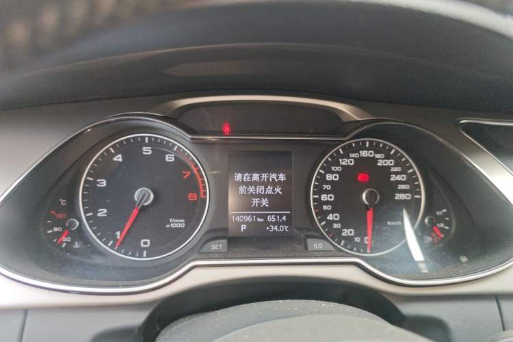 Used Audi A4L 2013 35 TFSI Automatic Comfort Model Instrument Cluster