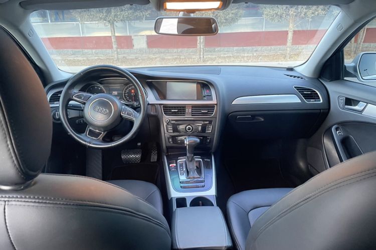 Used Audi A4L 2013 35 TFSI Automatic Standard Model Interior 3