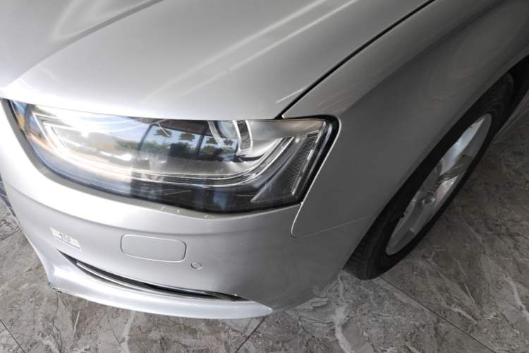 Used Audi A4L 2013 35 TFSI Automatic Comfort Model Left Front Headlight
