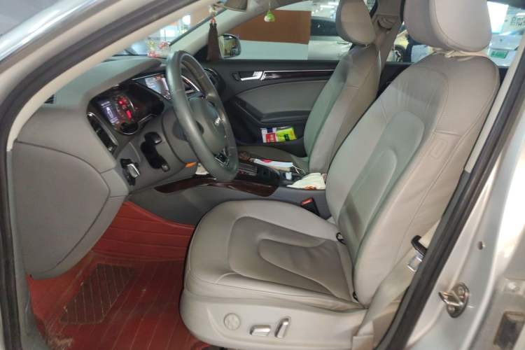 Used Audi A4L 2013 35 TFSI Automatic Standard Model Left Front Seat