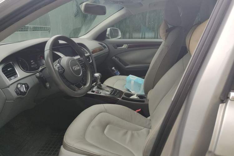 Used Audi A4L 2013 35 TFSI Automatic Comfort Model Left Front Seat