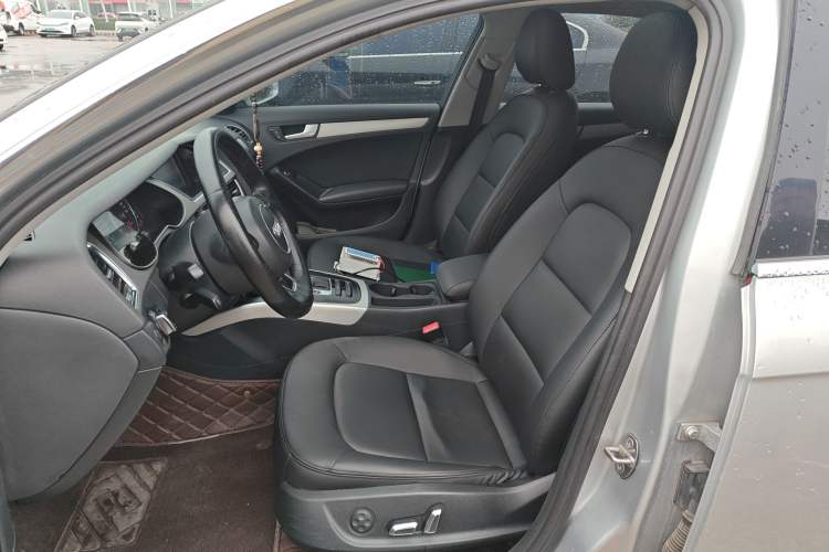 Used Audi A4L 2013 35 TFSI Automatic Standard Model Left Front Seat