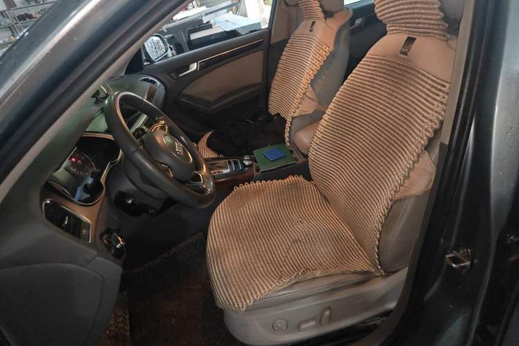 Used Audi A4L 2013 35 TFSI Automatic Comfort Model Left Front Seat