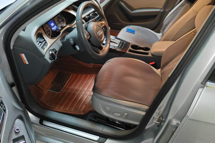Used Audi A4L 2013 35 TFSI Automatic Comfort Model Left Front Seat