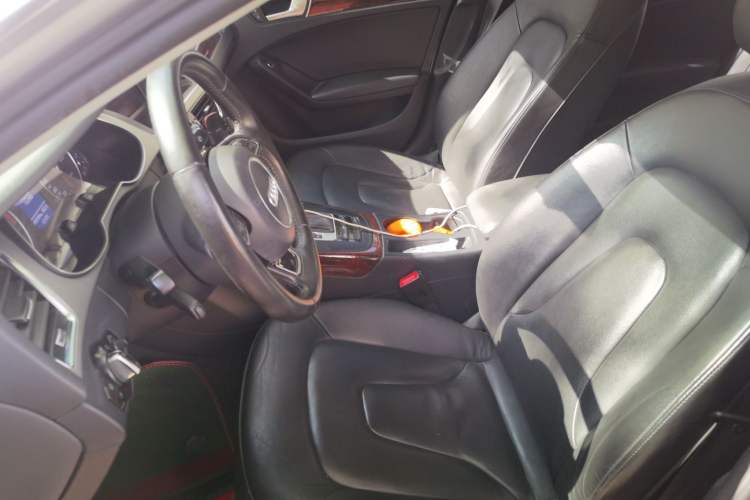 Used Audi A4L 2013 35 TFSI Automatic Standard Model Left Front Seat