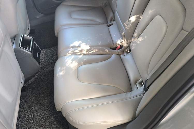 Used Audi A4L 2013 35 TFSI Automatic Comfort Model Left Rear Seat