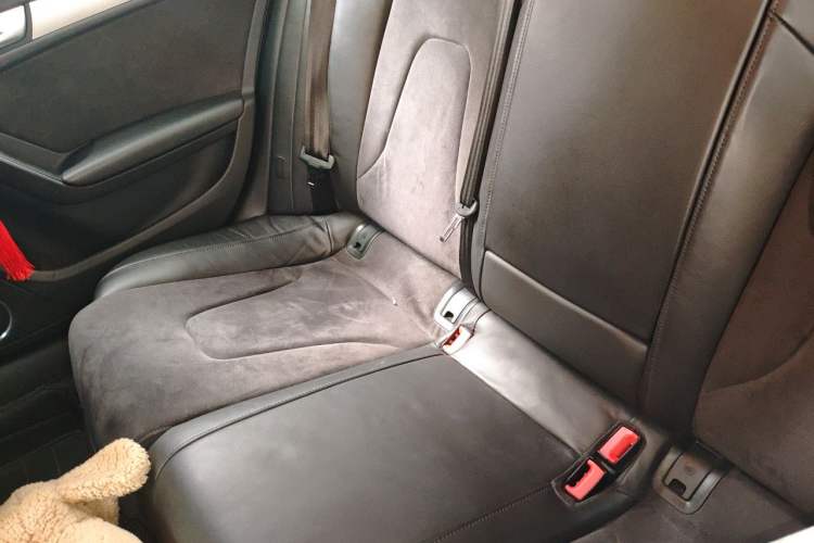 Used Audi A4L 2013 40 TFSI quattro Individual Sport Edition Left Rear Seat