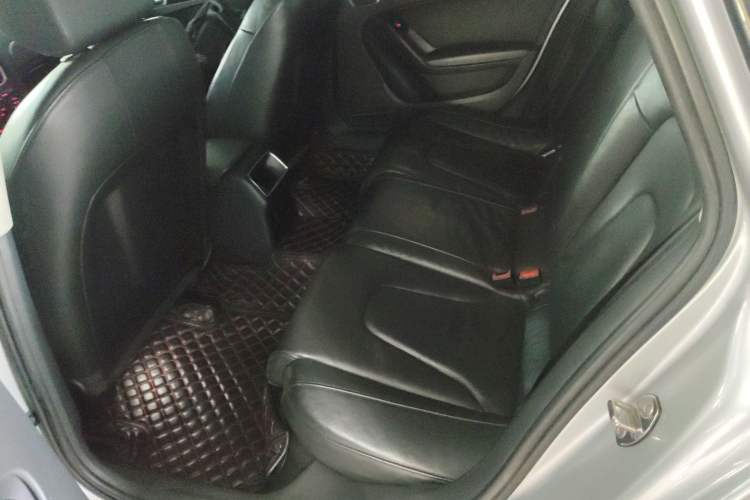 Used Audi A4L 2013 35 TFSI Automatic Comfort Model Left Rear Seat