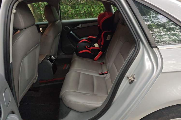 Used Audi A4L 2013 30 TFSI Automatic Comfort Model Left Rear Seat