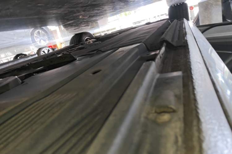 Used Audi A4L 2013 35 TFSI Automatic Comfort Model Left Side Sill