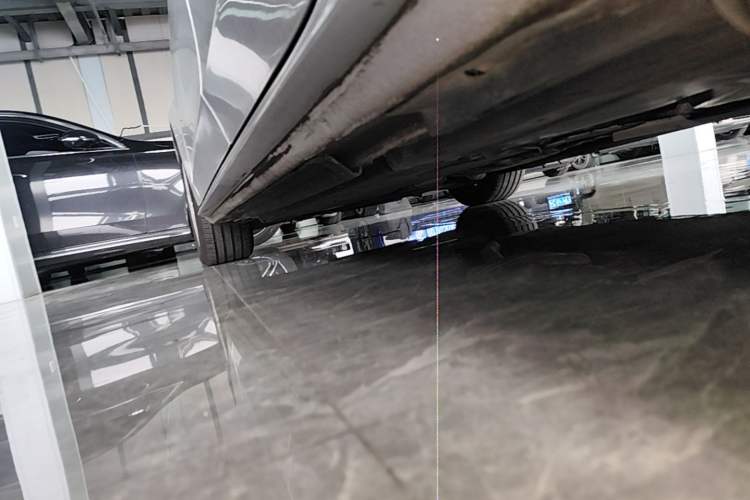 Used Audi A4L 2013 35 TFSI Automatic Standard Model Left Side Sill
