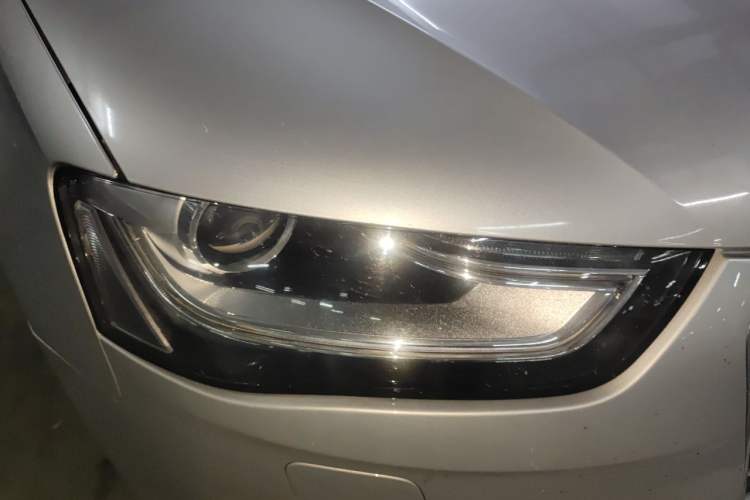 Used Audi A4L 2013 35 TFSI Automatic Technology Edition Right Front Headlight