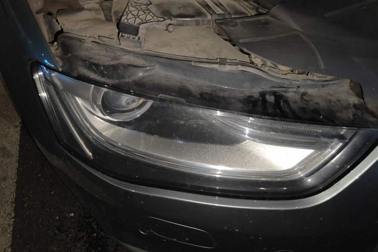 Used Audi A4L 2013 35 TFSI Automatic Standard Model Right Front Headlight