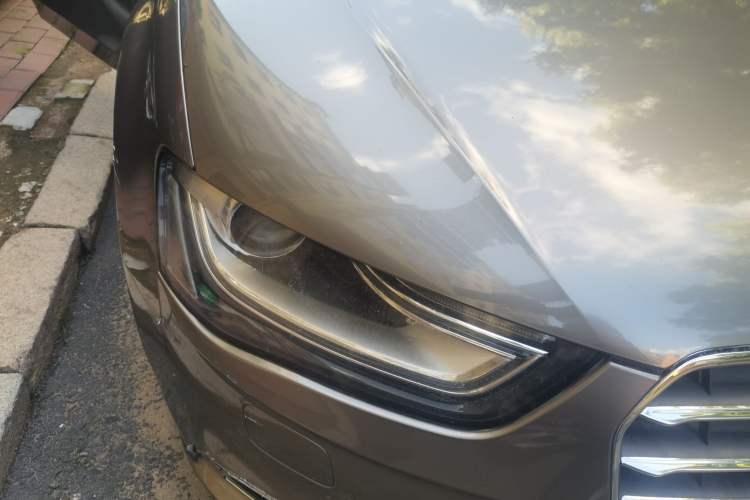 Used Audi A4L 2013 35 TFSI Automatic Standard Model Right Front Headlight
