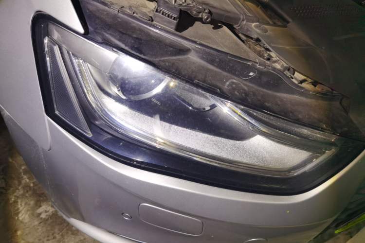 Used Audi A4L 2013 35 TFSI Automatic Comfort Model Right Front Headlight