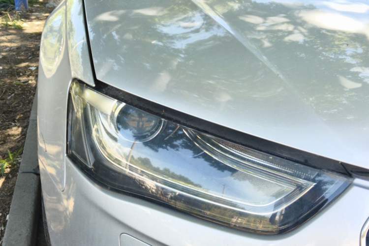 Used Audi A4L 2013 35 TFSI Automatic Standard Model Right Front Headlight