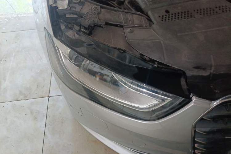 Used Audi A4L 2013 35 TFSI Automatic Technology Edition Right Front Headlight