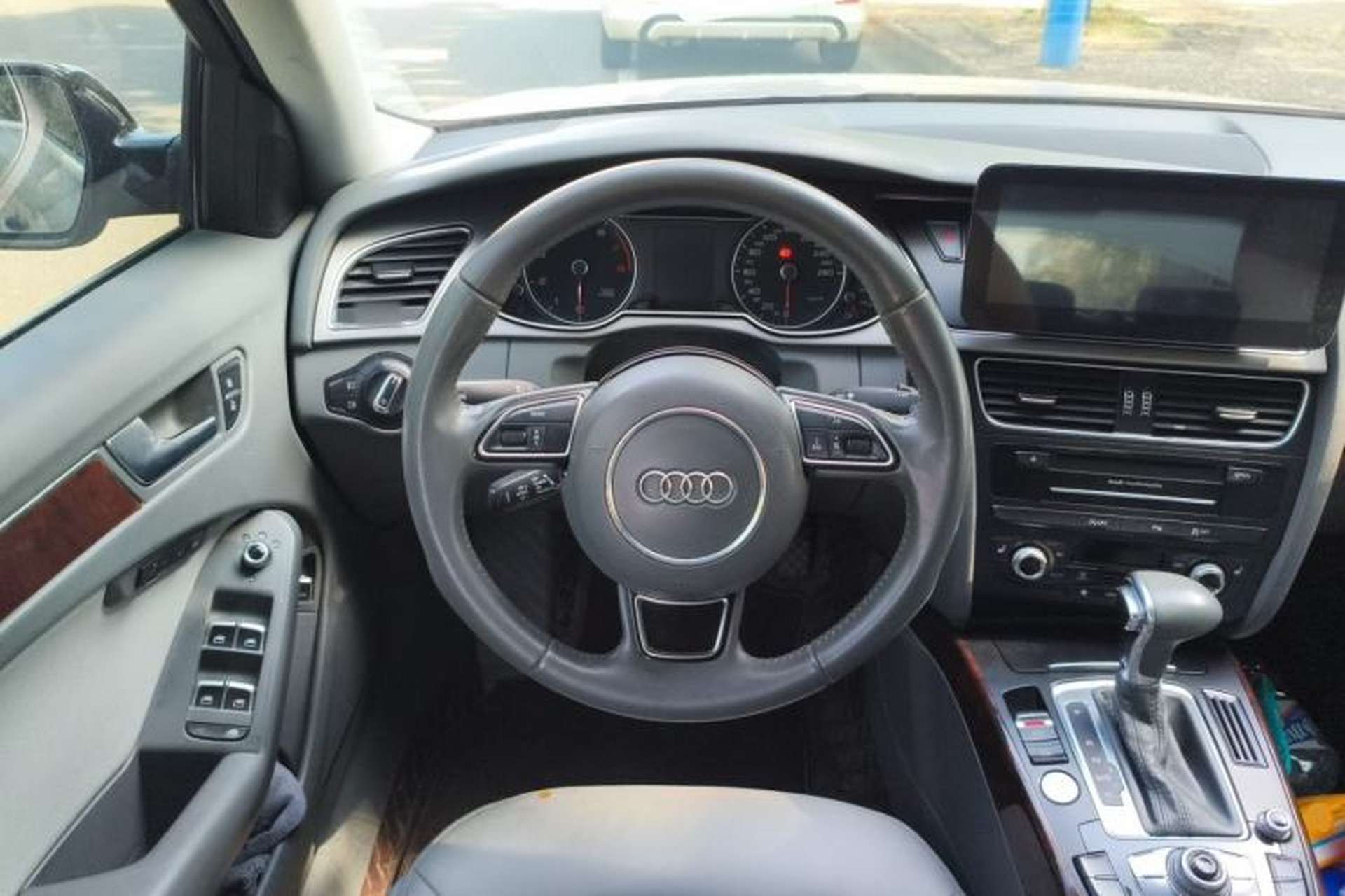 Used Audi A4L 2013 35 TFSI Automatic Technology Edition Steering Wheel