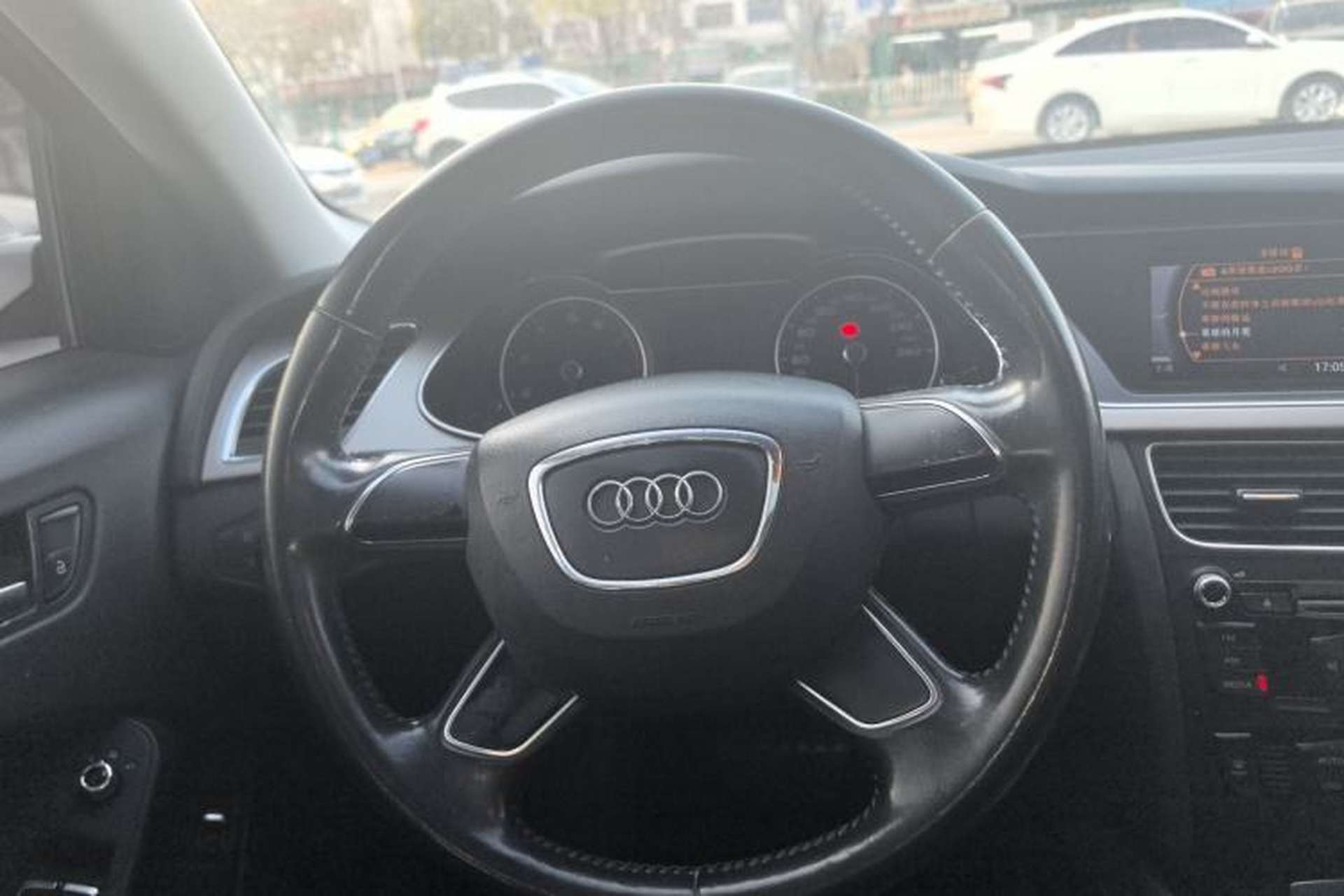 Used Audi A4L 2013 30 TFSI Automatic Comfort Model Steering Wheel