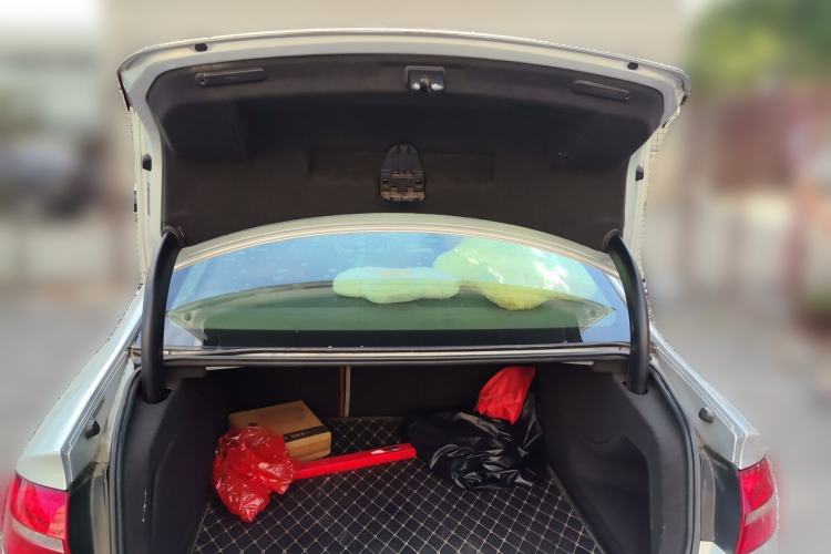 Used Audi A4L 2013 35 TFSI Automatic Standard Model Trunk