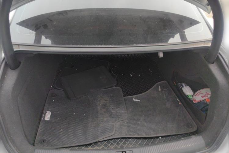 Used Audi A4L 2013 35 TFSI Automatic Technology Edition Trunk