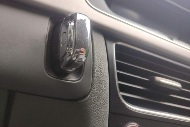 Used Audi A4L 2013 35 TFSI Automatic Comfort Model Vehicle Key