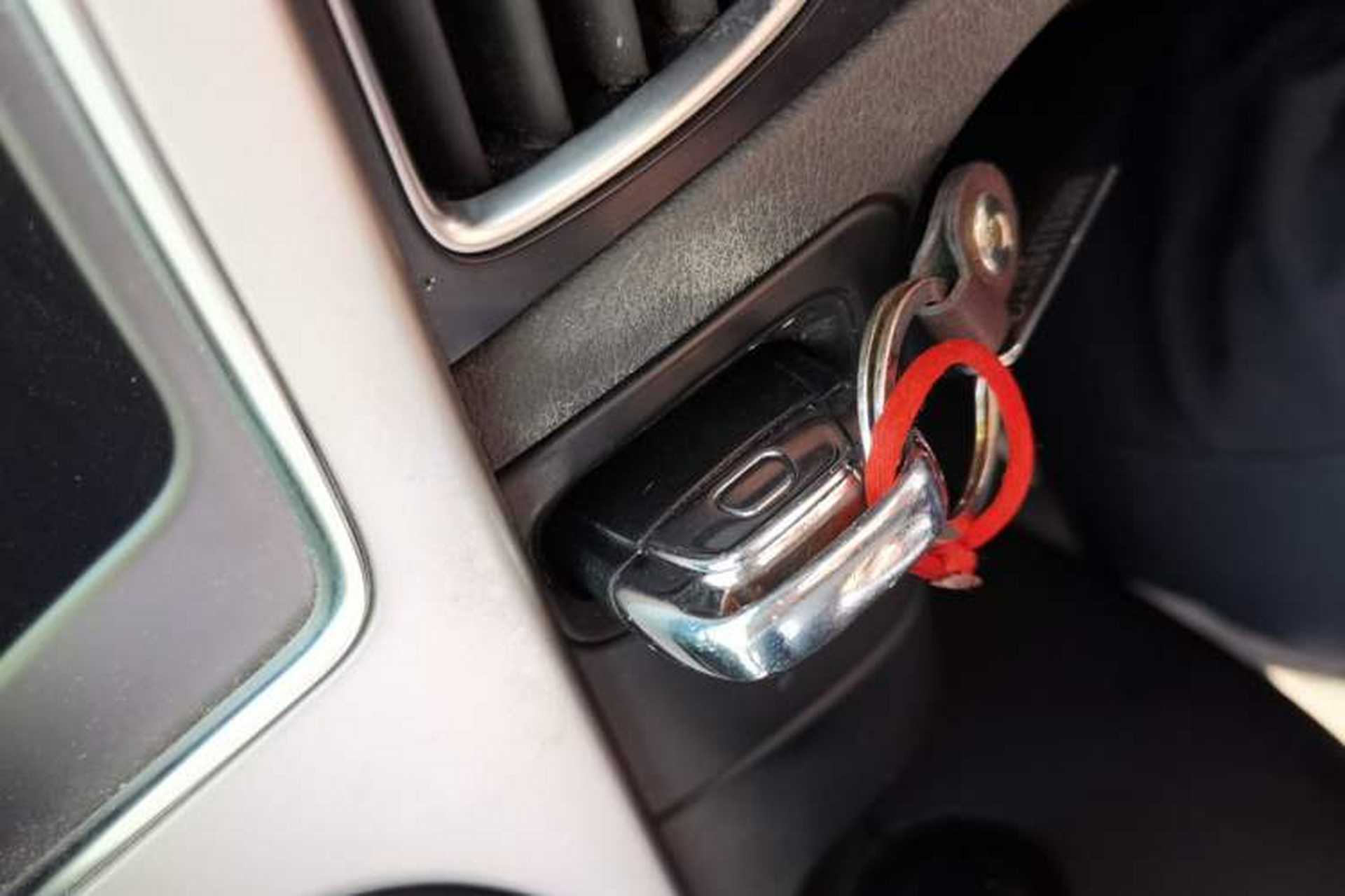 Used Audi A4L 2013 35 TFSI Automatic Standard Model Vehicle Key