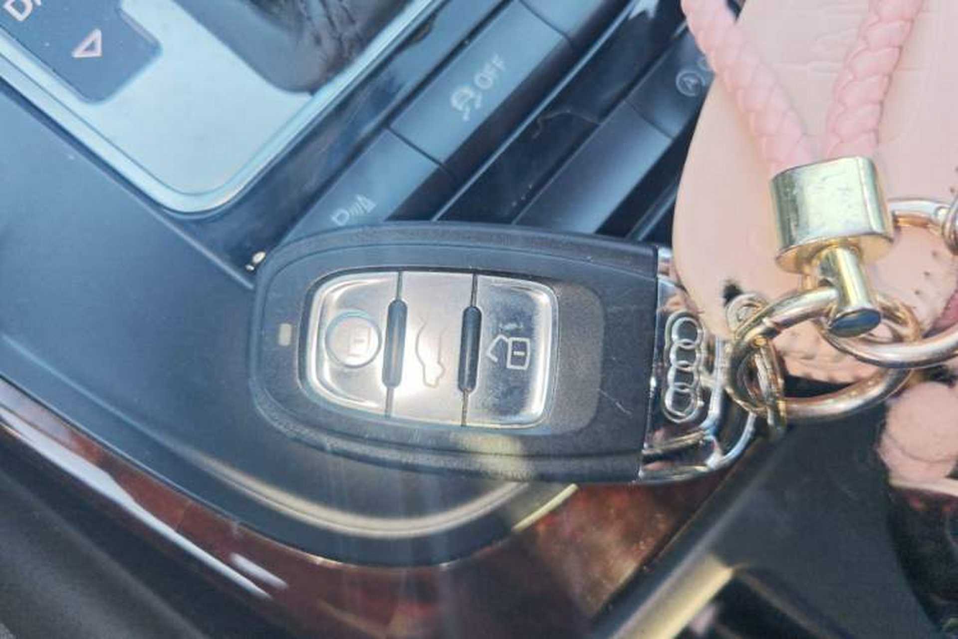 Used Audi A4L 2013 35 TFSI Automatic Comfort Model Vehicle Key