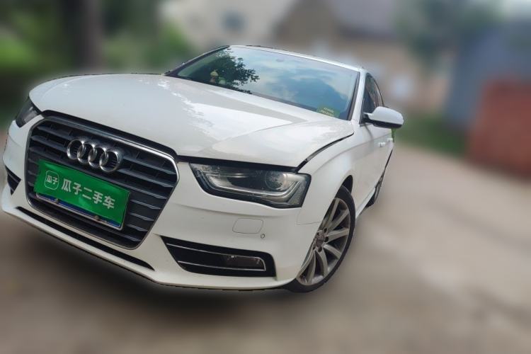 Gebrauchter Audi A4L 2013 35 TFSI Automatic Standard Model Guazi used car, China used car export, Used car for sale, Used  cars, Cheapest cars for sale