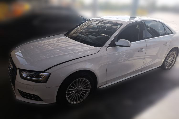 Audi A4L 2013 35 TFSI Automatic Technology Edition de segunda mano Guazi used car, China used car export, Used car for sale, Used cars, Cheapest cars for sale