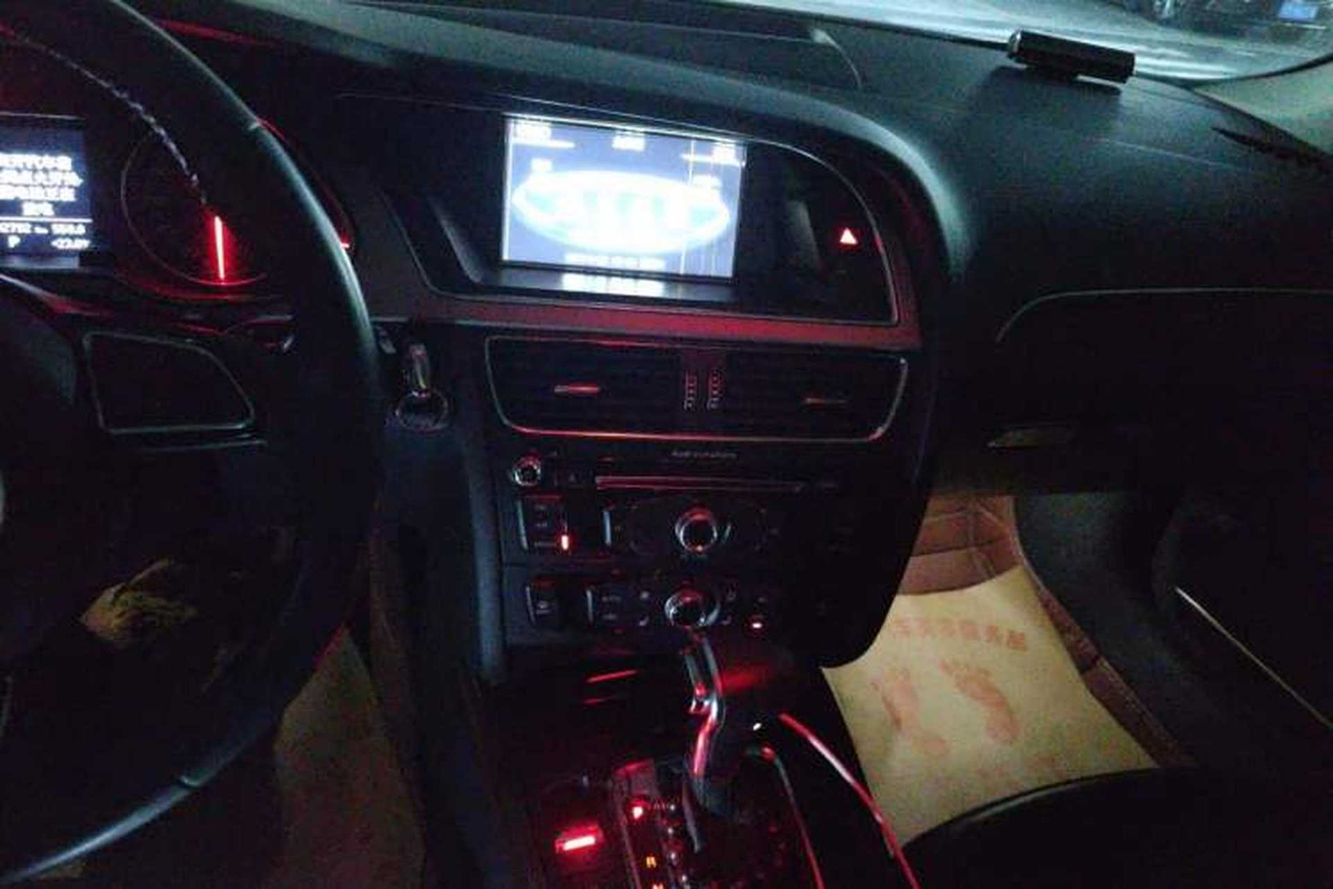 Used Audi A4L 2013 35 TFSI Automatic Comfort Model Audio And AC Panel