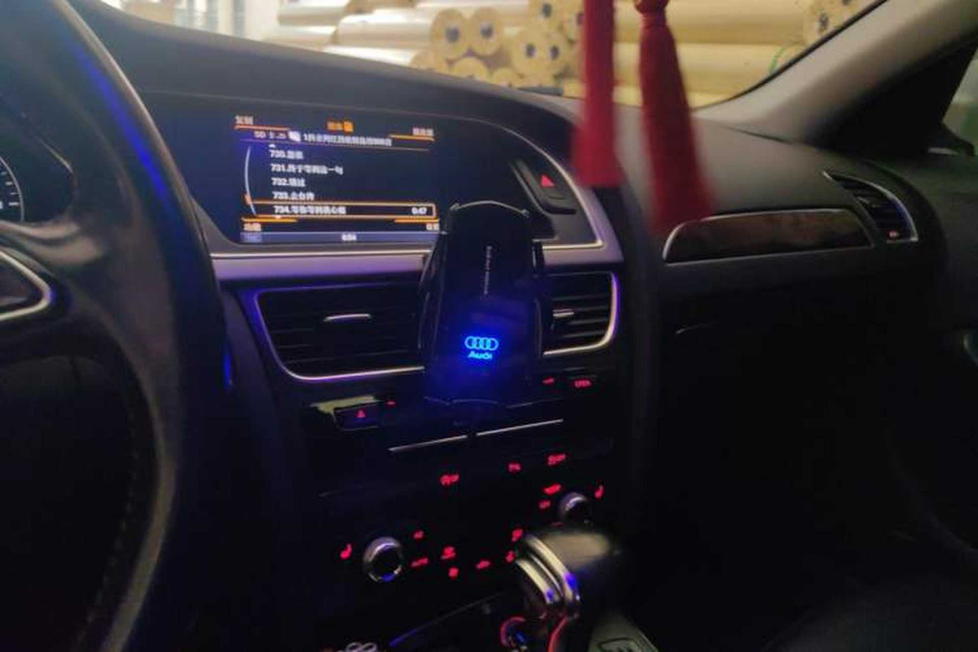 Used Audi A4L 2013 35 TFSI Automatic Technology Edition Audio And AC Panel