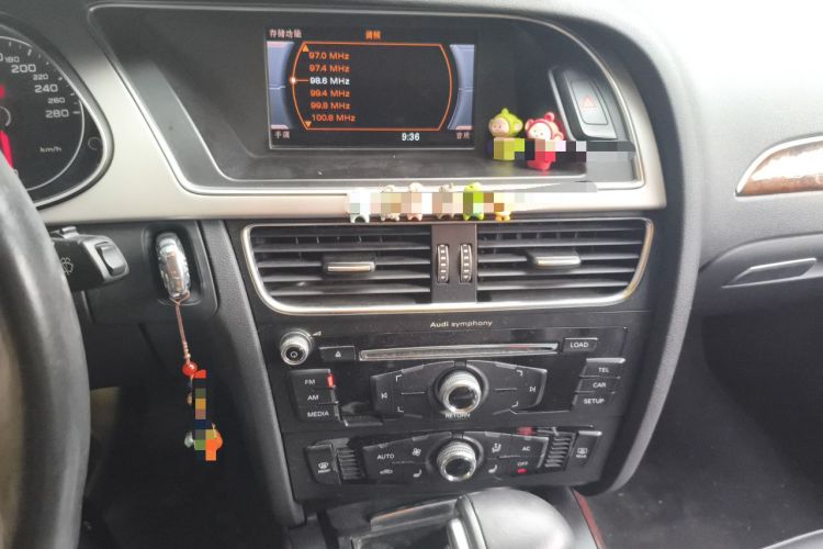 Used Audi A4L 2013 35 TFSI Automatic Comfort Model Audio And AC Panel